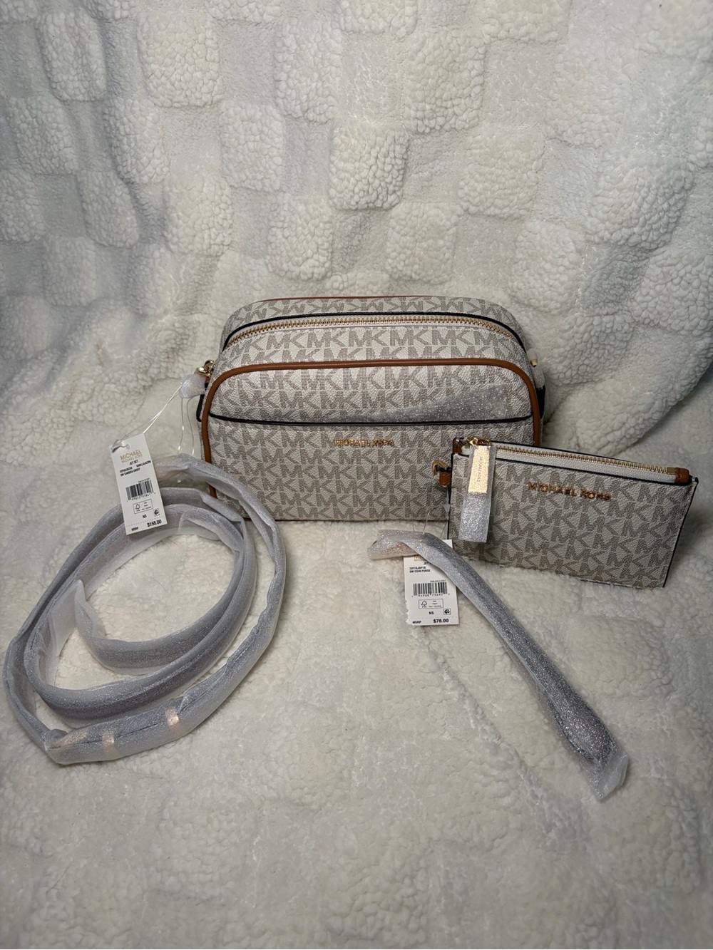 Michael Kors Jet Set Signature Logo Crossbody Set in Vanilla